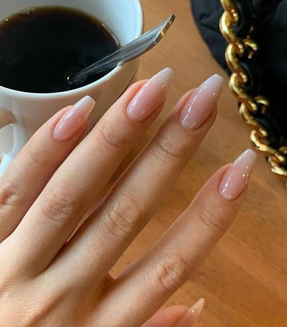 Hot Girl Basics: How to Grow and Maintain Your Nails